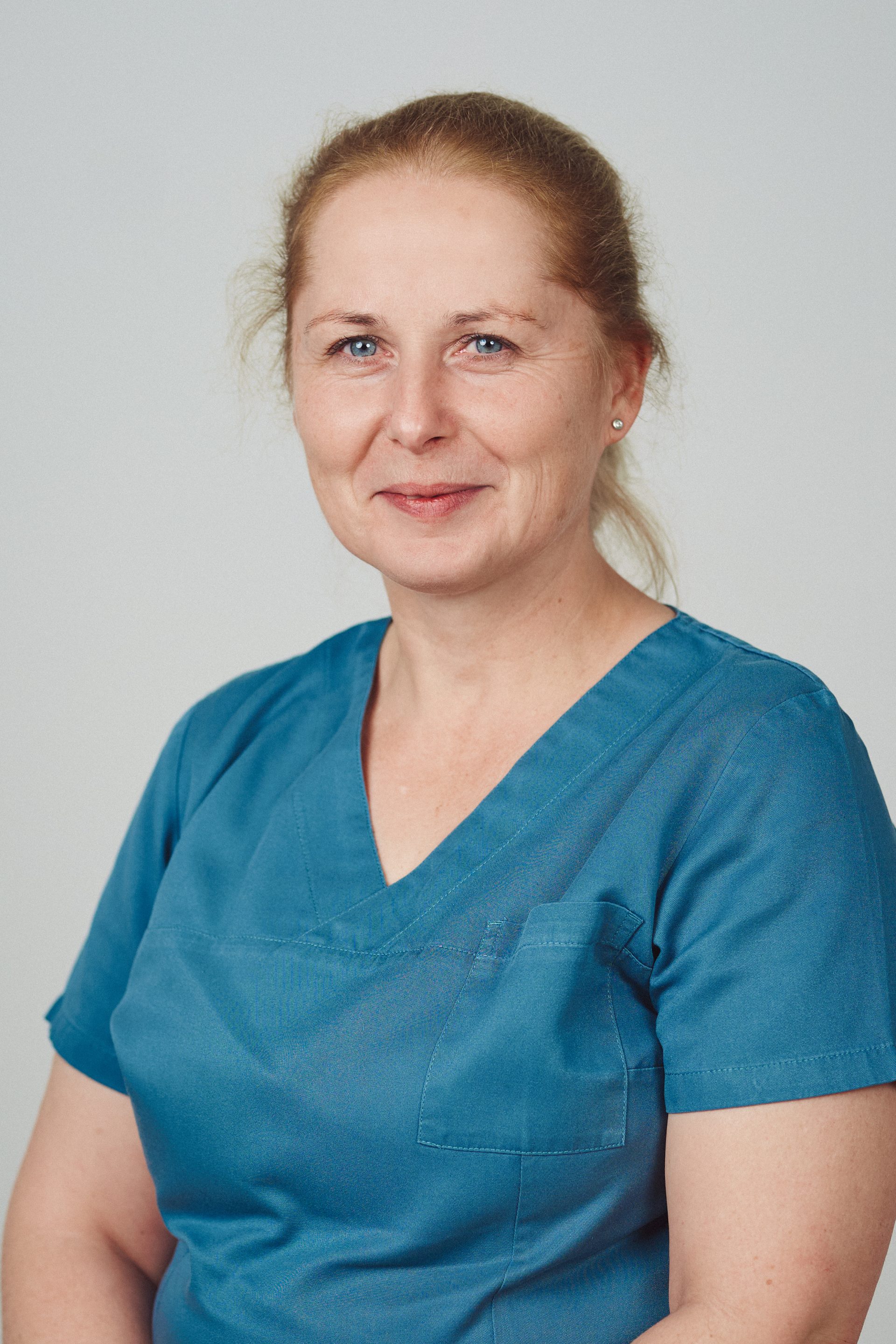 Freundliche Pflegekraft im Pflegeteam Pokorny